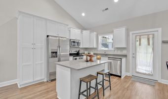 135 Stevenson Dr, Belton, SC 29627