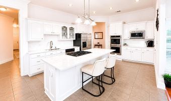 11001 Shoreline Dr, Baton Rouge, LA 70809