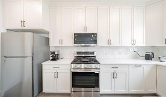 2926 Curlew Dr, Ammon, ID 83401