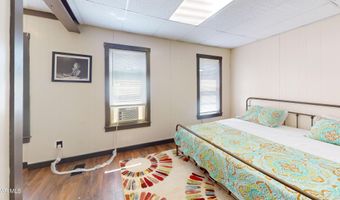 414 6th St, Altoona, PA 16602