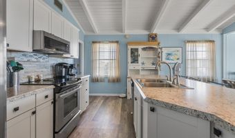 1125 Alligator Dr, Alligator Point, FL 32346