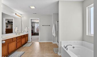 3033 Tuscarora Ln, Indianapolis, IN 46217
