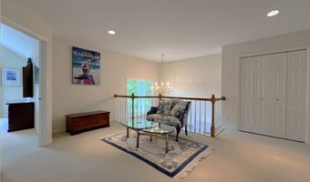 39 Wickendon Ct, Amherst, NY 14221
