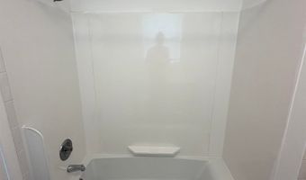 24 N Vermont Ave, Atlantic City, NJ 08401