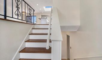 10 Sheffield Rd, Cranston, RI 02920