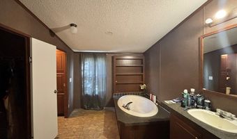 398 Deer Alley Dr, Batesville, MS 38606