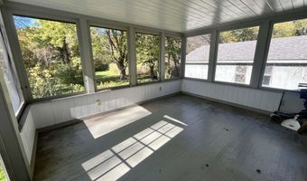 927 Carver St, Brandon, VT 05733