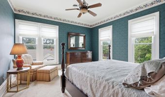 709 E 12th St, Baxter Springs, KS 66713