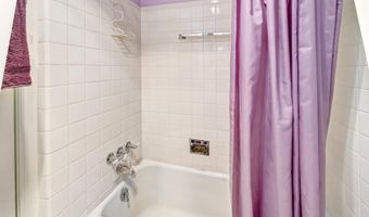 818 Ottawa Trl, Madison, WI 53711
