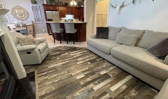 2210 Lakewood Dr, Chickasha, OK 73018
