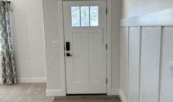 5760 NORTHSIDE Xing Unit D, Chubbuck, ID 83202