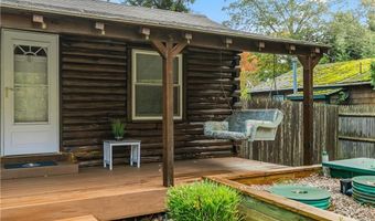 51 Osceola Ave, Narragansett, RI 02882