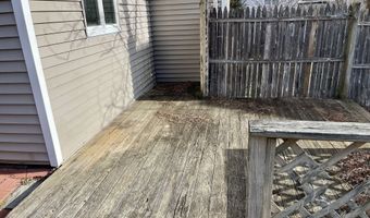 25 Pleasant St, Ansonia, CT 06401