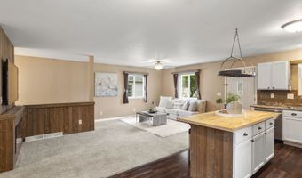 1318 W HARRIS St, Appleton, WI 54914