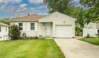 9305 Cloverhurst Dr, Affton, MO 63123