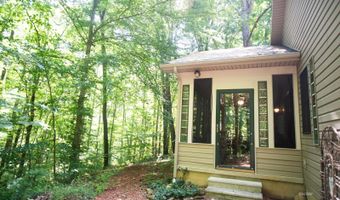1379 Sandusky Rd, Albany, OH 45710