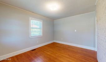 4083 Pitt St, Ayden, NC 28513