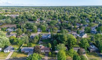 838 Jonathan Dr, Apple Valley, MN 55124