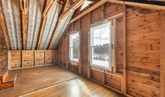 29 Main St, Alton, NH 03809