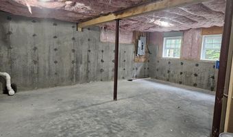 792 Cottage St, Athol, MA 01331