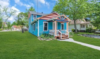 19 CENTER St, Barnegat, NJ 08005