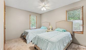 433 Foster Lake Rd, Blacksburg, SC 29702