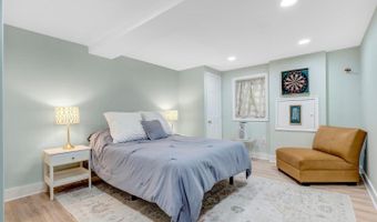 3602 SOUTH Pl #2, Alexandria, VA 22309