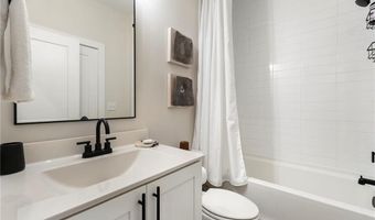 191 Chestnut Cir, Atlanta, GA 30342