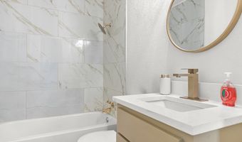 409 NE 6th St, Andrews, TX 79714