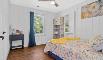 2633 N Sharon Amity Rd, Charlotte, NC 28205