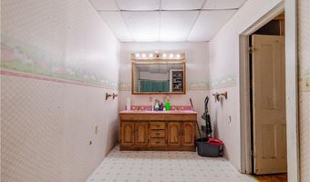 1125 Atchison St, Atchison, KS 66002