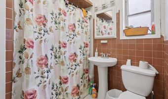 129 PROSPECT Ave, Bayonne, NJ 07002