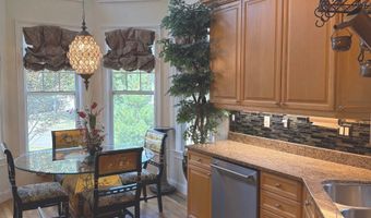 30 Faith Ln 30, Danbury, CT 06810