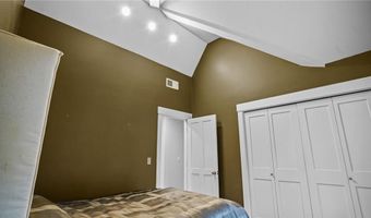 485 Spring St, Newport, RI 02840