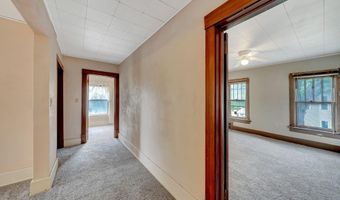 823 N 11th St, Beatrice, NE 68310