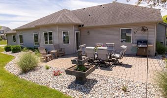 616 N Easton Dr, Angola, IN 46703