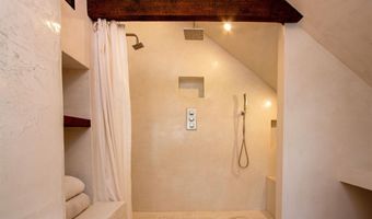 87 Porter Rd, Bath, NH 03740