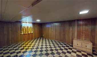406 Giles Pl, Albert Lea, MN 56007