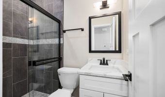 9704 Captains Dr, Algonquin, IL 60102
