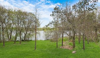 1015 Timber Lake Dr, Antioch, IL 60002