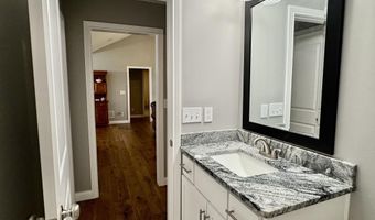 303 Oak Grove Dr, Bardstown, KY 40004