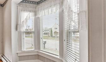 730 Beech Hill Rd, Auburn, ME 04210