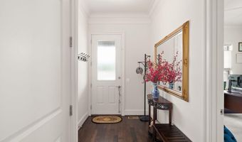 41699 BROOKEBOUROUGH Ct, Aldie, VA 20105
