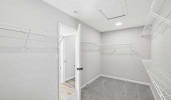 3737 Hayden Valley Dr, Bargersville, IN 46106