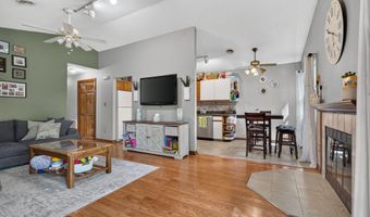 507 Greenwich Dr, Albany, NY 12203