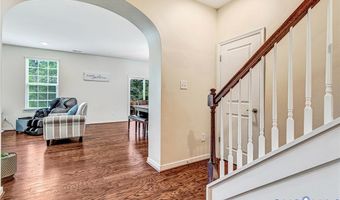 10122 Cameron Ridge Dr, Ashland, VA 23005