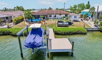 801 FLAMINGO Dr, Apollo Beach, FL 33572