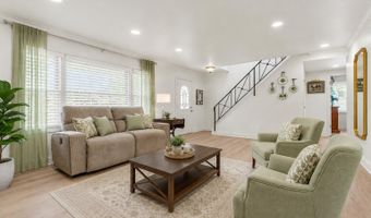 40 Icemeadow Ln, Aberdeen, NJ 07747