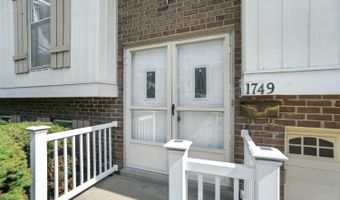 1749 Doresa Pl, Cincinnati, OH 45238