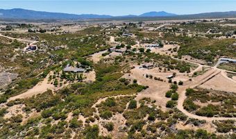 1040 Rolling Hills Dr, Aguanga, CA 92536